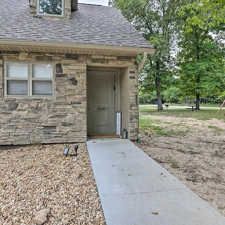 The Cozy Cottage With Lake Taneycomo Access! Branson Extérieur photo