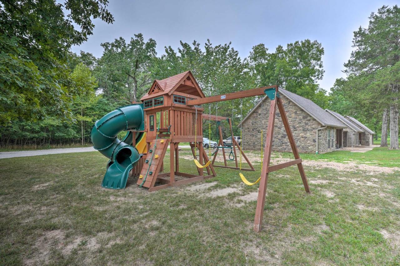 The Cozy Cottage With Lake Taneycomo Access! Branson Extérieur photo